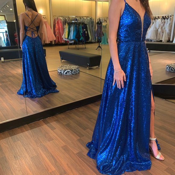 fully sequined with corset spaghetti strap - Picture 2 of 2